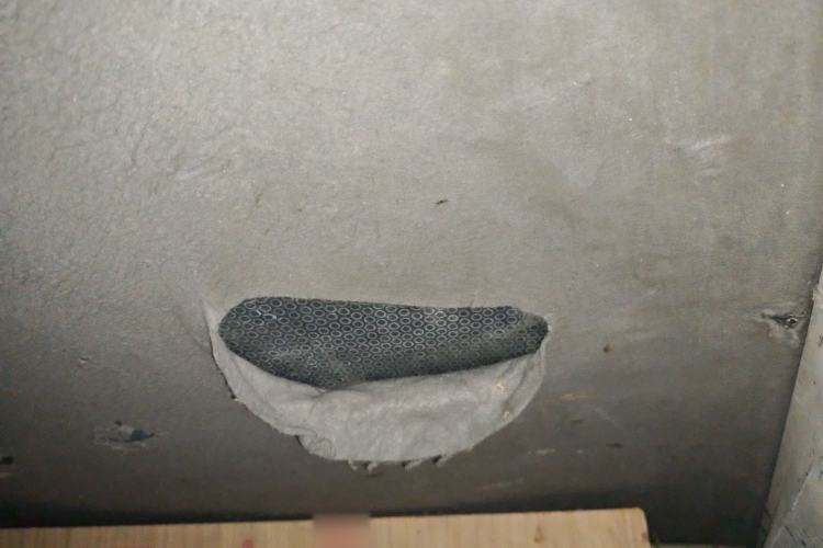 Used Jinbei Hiace 2014 2.0L 5th Generation Kuaiyunwang Business Version 4G21B Headliner