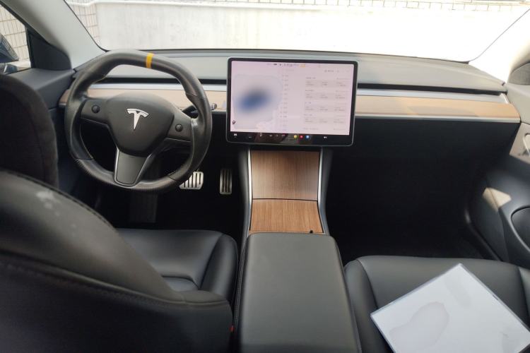 Used Tesla Model 3 2019 Long-Range Rear-Wheel-Drive Version
