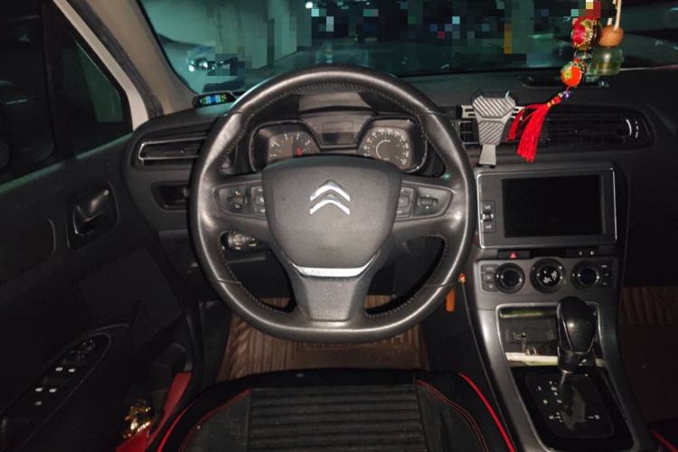 Used Citroen C4 Sega 2016 1.6L Automatic Luxury Model Steering Wheel