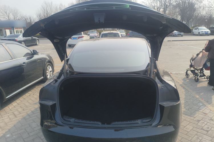 Used Tesla Model 3 2023 Rear-Wheel-Drive Version