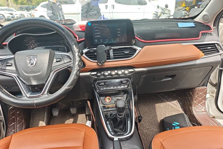 Used Baojun 510 2017 1.5L Manual Luxury Model
