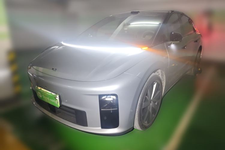 Used Li Auto i6 2025 Model Four-Wheel-Drive Standard Type