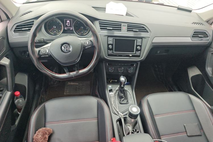 Used Volkswagen Tiguan L 2020 330TSI Automatic Two-Wheel Drive Luxury Edition China VI Standard