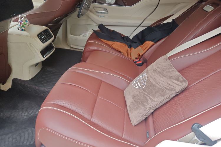 Used Mercedes-Benz Maybach GLS 2022 GLS 480 4MATIC Left Rear Seat