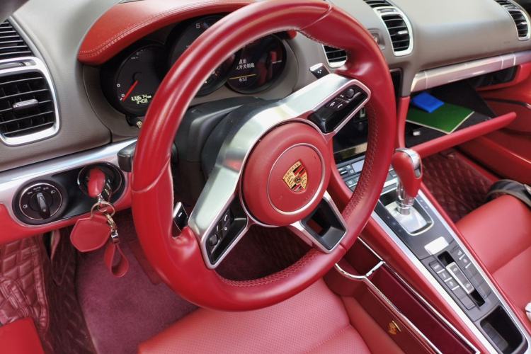 Used Porsche Boxster 2013 Boxster 2.7L
