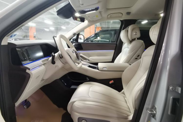 Used Denza N9 2025 Prestige Version
