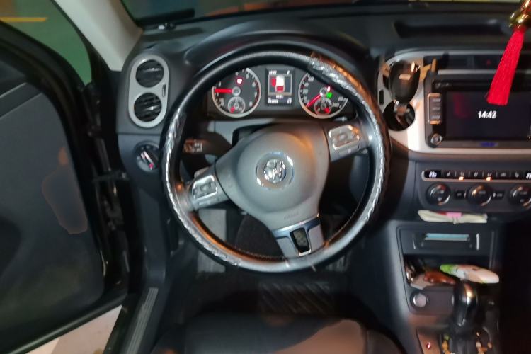 Used Volkswagen Tiguan 2015 1.8TSI Automatic Two-Wheel Drive Luxury Model
