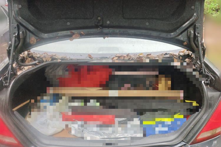 Used Nissan Teana 2004 230JM (Sunroof Version) Trunk