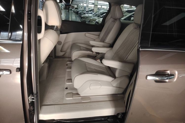 Used Buick GL8 2023 Land Executive Class 652T Luxury Model