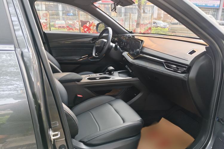 Used CHANGAN OSHAN X5 PLUS 2023 Revised 1.5T DCT Excellence Edition Interior 4