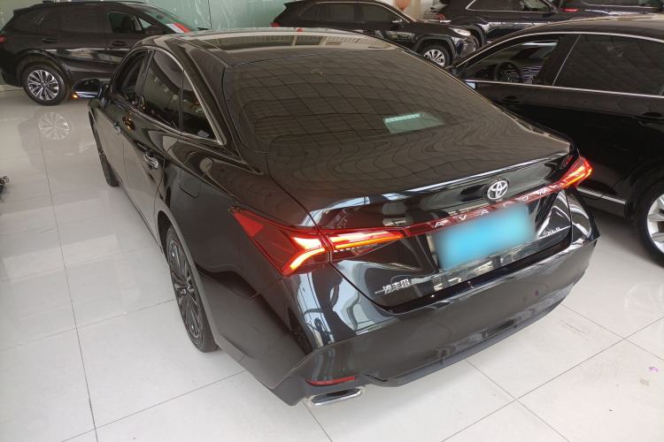 Used Toyota Avalon 2019 2.0L XLE Premium Edition China VI

