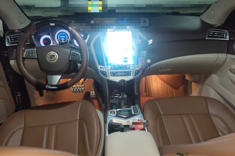 Used Cadillac SRX 2011 3.0L Luxury Model Center Console