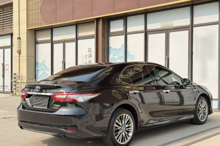 Used Toyota Camry 2018 Dual-Engine 2.5 HG Luxury Edition Exterior 5