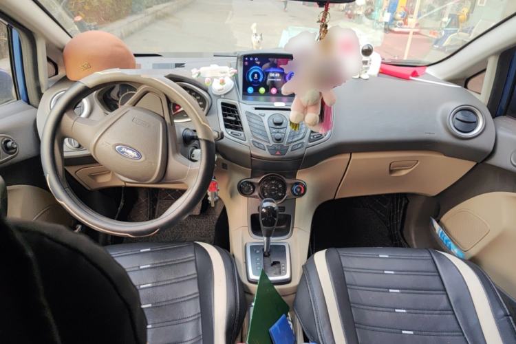 Used Ford Fiesta 2011 Hatchback 1.5L Automatic Fashion Edition
