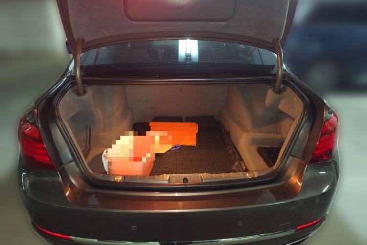 Used BMW 7 Series 2013 740Li Leading Model
