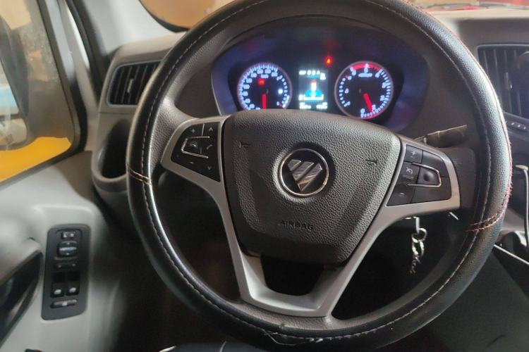 Used Foton Toano 2023 Joy Elephant Multi-Function Model Cummins 2.8T Manual Transmission Long Wheelbase Mid-Roof Design Rear Single Tire—Available in 5/6/7/9-Seater Configurations