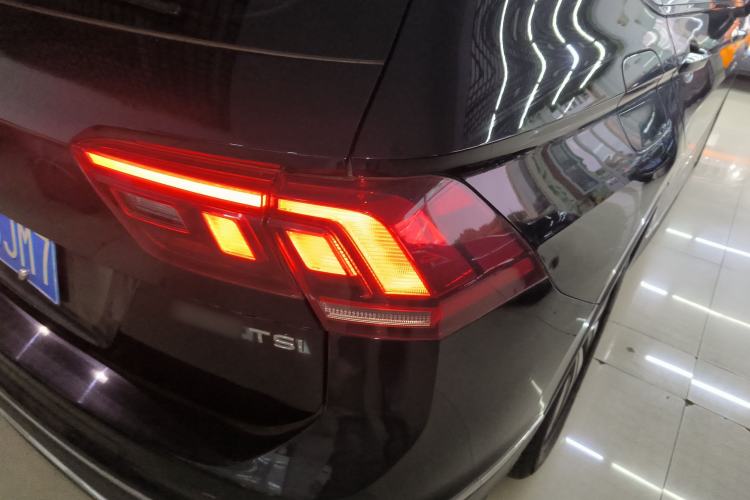 Used Volkswagen Tiguan L 2022 330TSI Automatic Two-Wheel Drive Smart Edition
