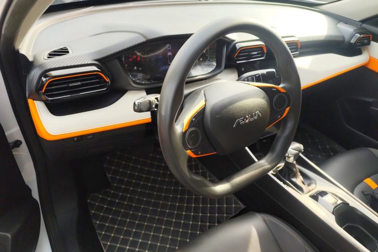 Used Dongfeng Aeolus Yixuan 2023 Mach Edition 1.5L Automatic Chasing Shadow Version Steering Wheel