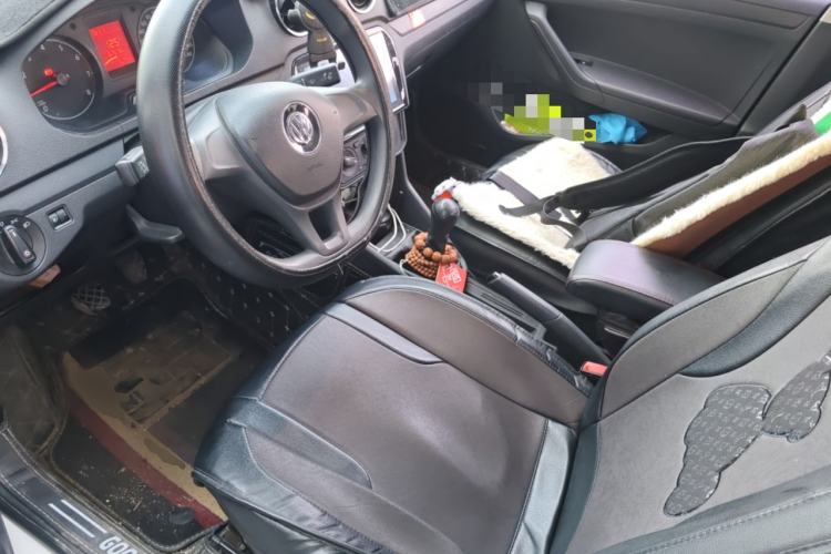 Used Volkswagen Jetta 2017 1.5L Manual Fashion Edition