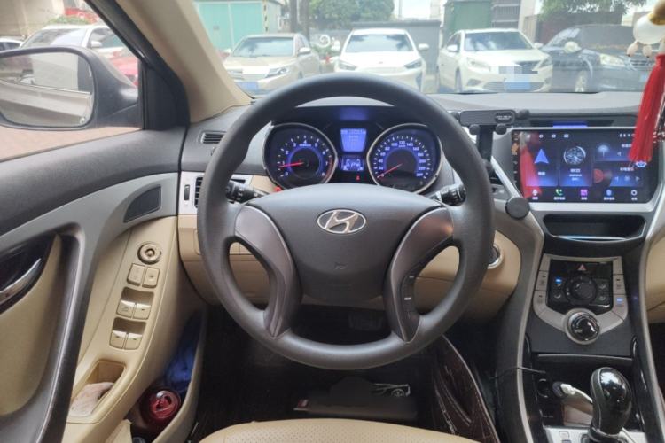 Used Hyundai Elantra (5th Generation / Langdong) 2012 1.6L Automatic Leading Model Steering Wheel