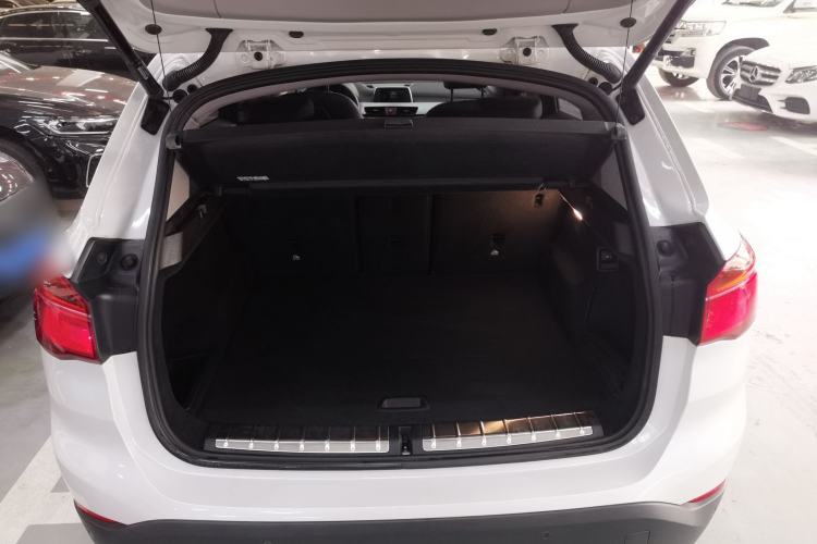 Used BMW X1 2016 sDrive18Li Fashion Model Trunk
