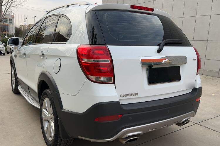 Used Chevrolet Captiva 2017 2.4L 4x4 Flagship Edition 7-Seater