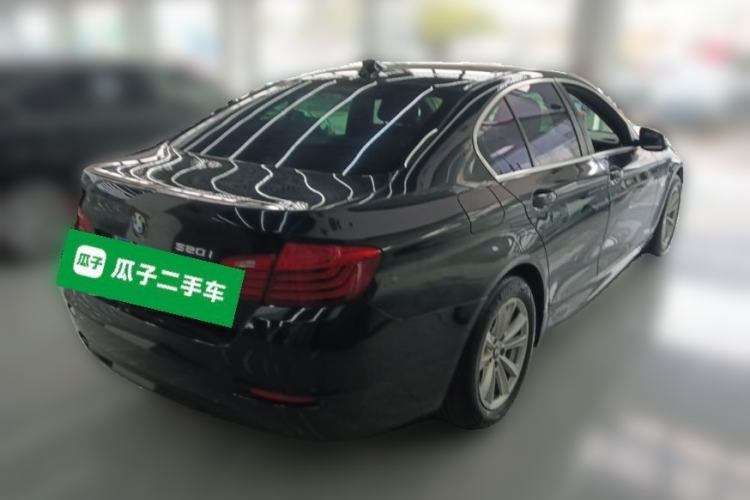 Used BMW 5 Series 2014 520i Elegant Edition Rear Right 45 Deg