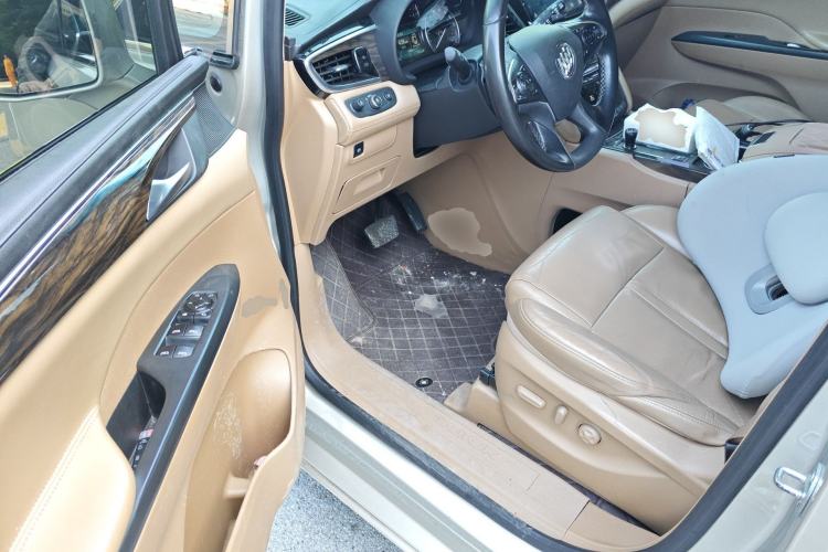 Used Buick GL8 2017 ES 28T Luxury Model China V Standard
