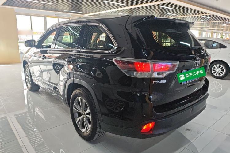 Used Toyota Highlander 2015 2.0T Two-Wheel Drive Elite Edition 7 Seats
