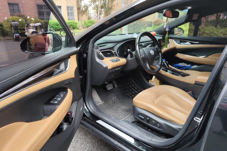 Used Buick LaCrosse 2016 28T Luxury Version
