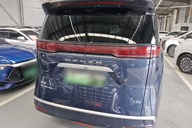 Used Denza D9 2022 DM-i 970 Four-Wheel Drive Prestige Model