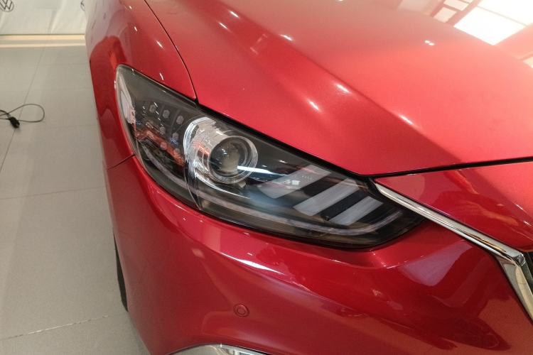 Used Mazda Atenza 2015 2.5L Blue Sky Sport Edition Right Front Headlight