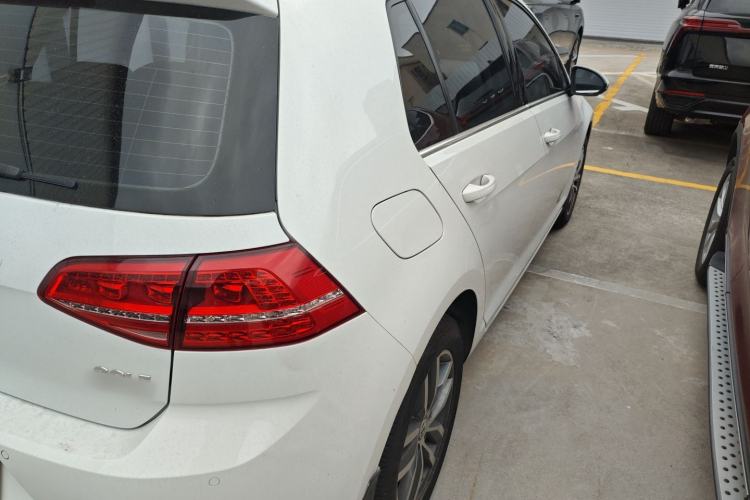 Used Volkswagen Golf 2016 230TSI Automatic Luxury Version Right Rear Taillight