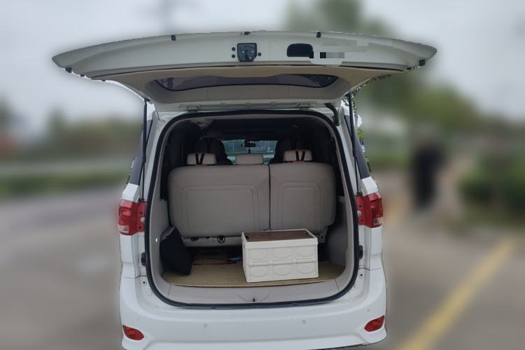 Used SAIC MAXUS G10 2019 PLUS 2.0T Automatic Elite Edition China V Standard Trunk