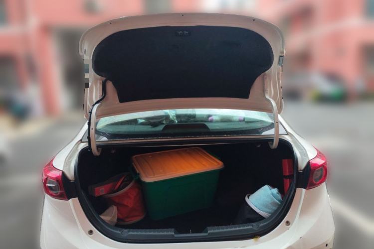 Used Mazda Mazda 3 Axela 2017 Sedan 1.5L Automatic Luxury Model Emission Standard China V
