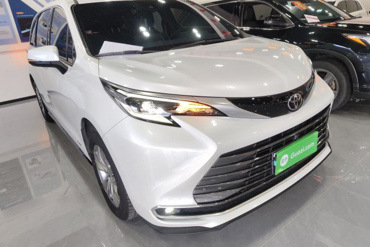 Used Toyota SIENNA 2024 2.5L Hybrid Four-Wheel Drive Prestige Edition
