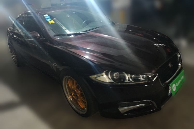 Used Jaguar XF 2015 XF 3.0 SC R-Sport Luxury Edition Front Right 45 Deg