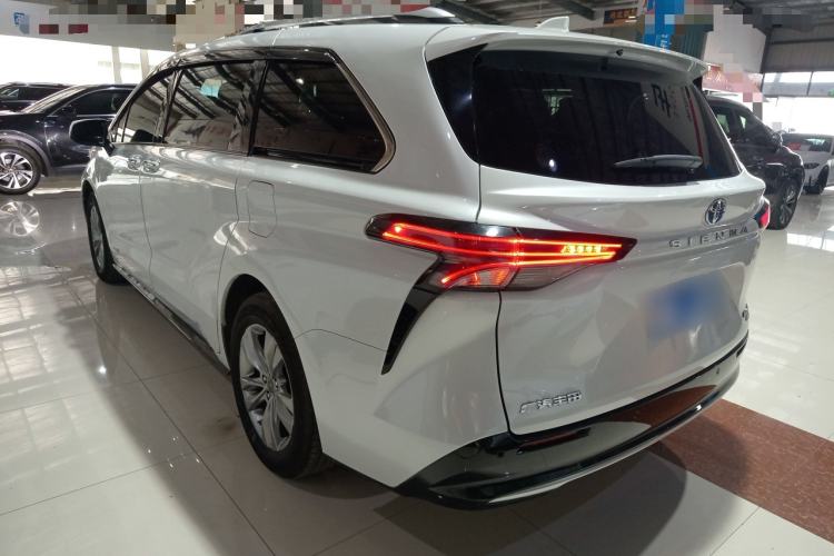 Used Toyota SIENNA 2021 2.5L Hybrid Platinum Edition Rear Left 45 Deg