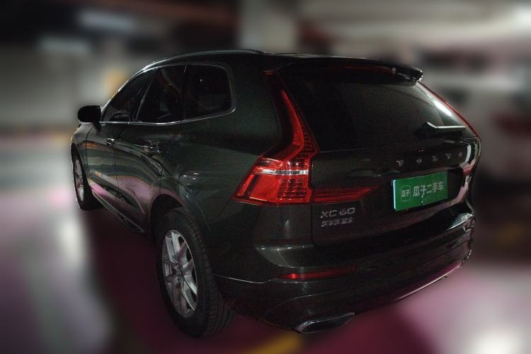 Used Volvo XC60 2019 T5 4x4 Smart Edition China V Standard