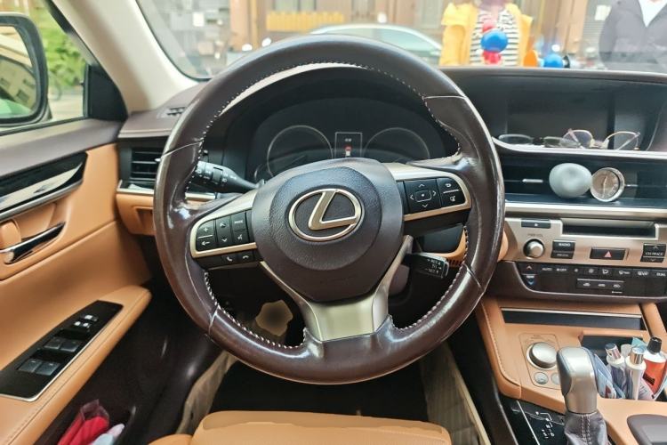 Used Lexus ES 2015 200 Elite Edition
