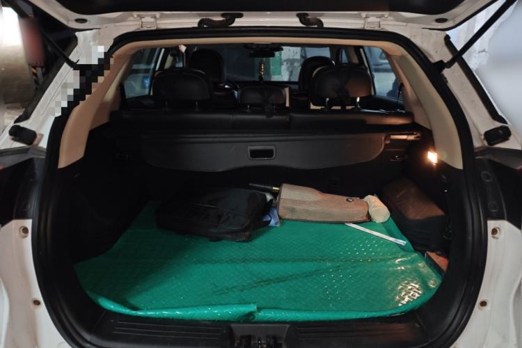 Used Geely Auto Emgrand X7 Sport 2016 2.0L Manual Smart Connect Version
