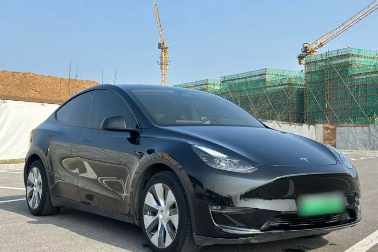 Used Tesla Model Y 2021 Standard Range Rear-Wheel Drive Version Exterior 4