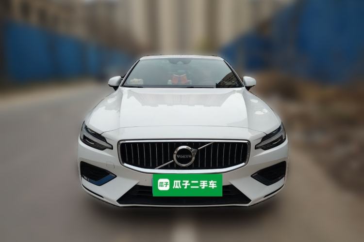 Used Volvo S60 2022 B4 Zhiyi Luxury Edition