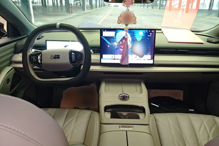 Used Geely Galaxy Galaxy 8 2025 130km EM-i Deluxe Edition