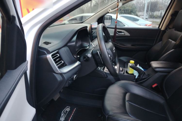 Used JMC Yuhu 7 2022 2.0T Automatic Diesel 4x4 Comfort Edition Standard Wheelbase
