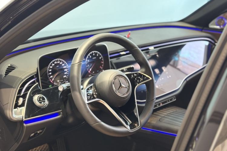 Used Mercedes-Benz E-Class 2025 E 300 L Luxury Model