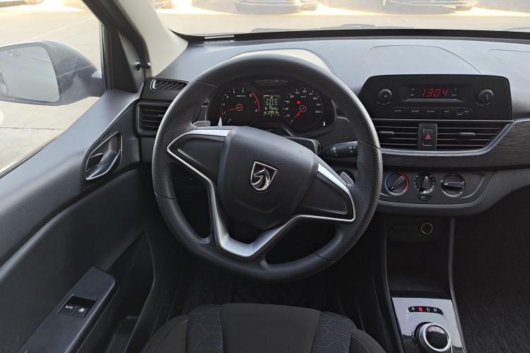 Used Baojun 310W 2020 1.5L Automatic Enjoyment Version China VI Emission Standard
