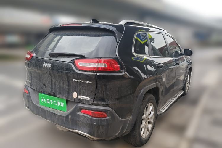 Used Jeep Cherokee 2016 2.4L Professional Smart Version