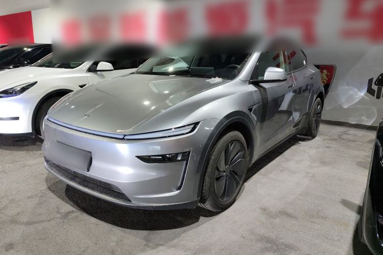 Used Tesla Model Y 2025 Rear-Wheel-Drive Version