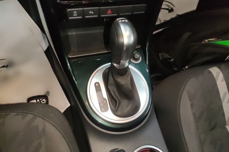 Used Volkswagen Beetle 2018 180TSI Joyful Orange Edition